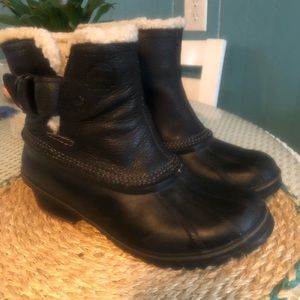 Sorel womens size 7.5 black leather/ rubber boots .